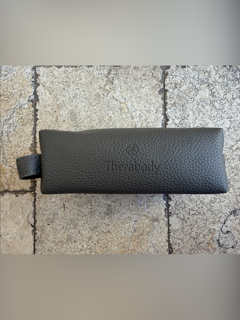 Therabody Black Pebbled Travel Dopp Kit